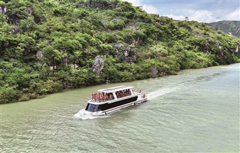 科银宏泰 双节假期，游客接待量达25万人次