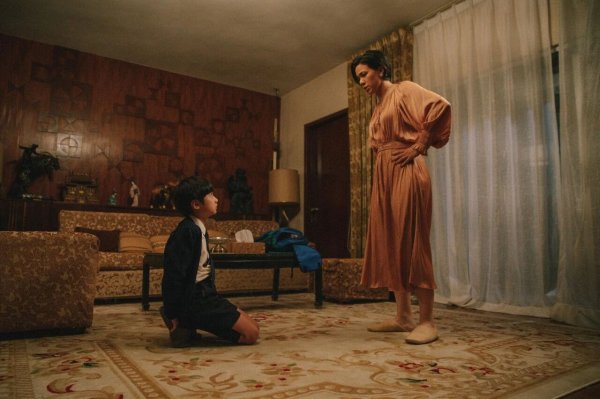 三星证券 中国父母的空心病，正在传给孩子丨专访梁鸿